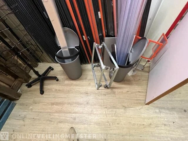 Winkelinventaris en voorraad locatie 1771, walstraat 148 in vlissingen - afbeelding 29 van  82