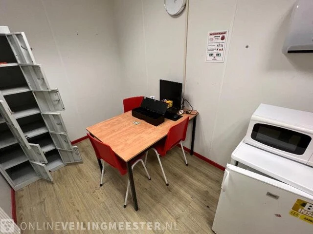 Winkelinventaris en voorraad locatie 1771, walstraat 148 in vlissingen - afbeelding 37 van  82