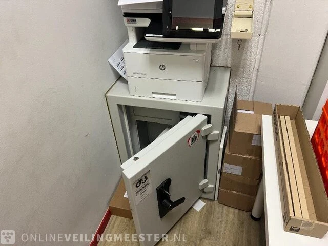 Winkelinventaris en voorraad locatie 1771, walstraat 148 in vlissingen - afbeelding 46 van  82