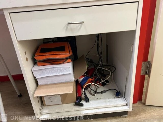 Winkelinventaris en voorraad locatie 1771, walstraat 148 in vlissingen - afbeelding 51 van  82