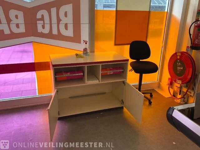 Winkelinventaris en voorraad locatie 1771, walstraat 148 in vlissingen - afbeelding 77 van  82