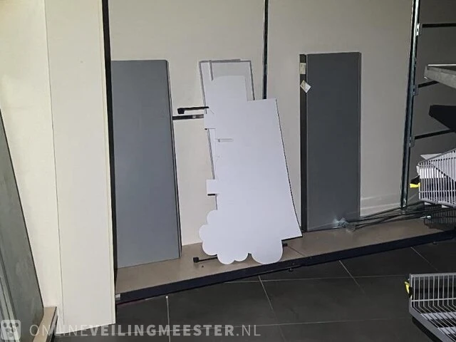 Winkelinventaris en voorraad locatie 1790, tegelpoort 4 in venlo - afbeelding 54 van  103