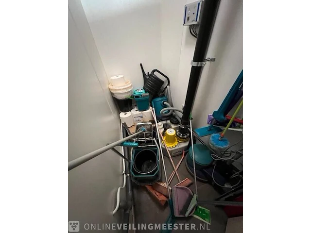 Winkelinventaris en voorraad locatie 1790, tegelpoort 4 in venlo - afbeelding 91 van  103