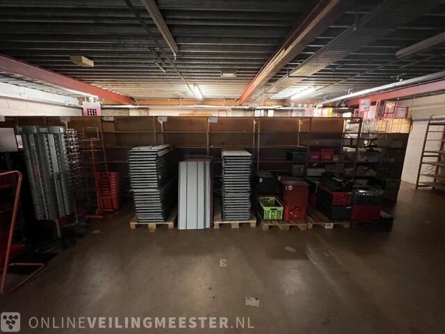 Winkelinventaris en voorraad locatie 1882, nijmeegseweg 20 in venlo - afbeelding 23 van  62