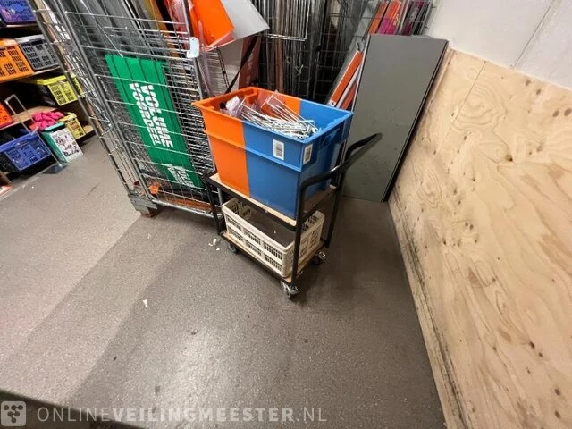 Winkelinventaris en voorraad locatie 1883, wesselernering 40 c in enschede - afbeelding 86 van  158