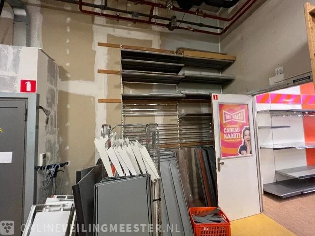 Winkelinventaris en voorraad locatie 1893, boreelplein 10 in deventer - afbeelding 3 van  147