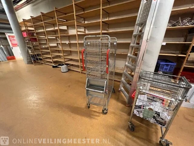 Winkelinventaris en voorraad locatie 1893, boreelplein 10 in deventer - afbeelding 142 van  147