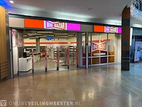 Winkelinventaris en voorraad locatie 1894, corio center 39 in heerlen