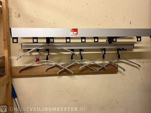 Winkelinventaris en voorraad locatie 1894, corio center 39 in heerlen - afbeelding 91 van  97