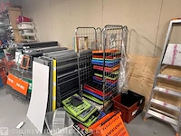 Winkelinventaris en voorraad locatie 1930, kennedylaan 13 in terneuzen - afbeelding 53 van  79