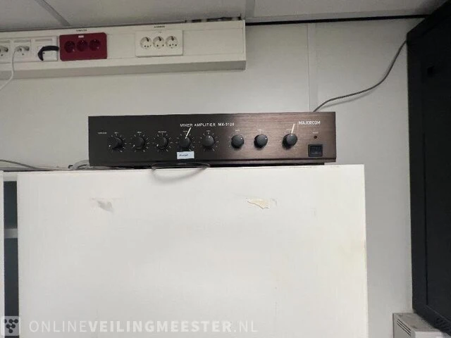 Winkelinventaris en voorraad locatie 1930, kennedylaan 13 in terneuzen - afbeelding 69 van  79