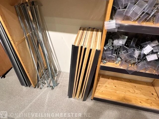 Winkelinventaris en voorraad locatie 1940, grote markt 23a in nieuwleusen - afbeelding 33 van  84