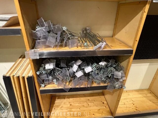 Winkelinventaris en voorraad locatie 1940, grote markt 23a in nieuwleusen - afbeelding 35 van  84