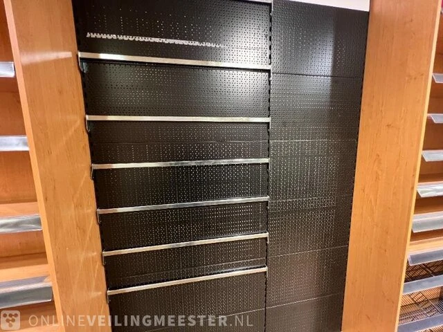 Winkelinventaris en voorraad locatie 1964, oosterstraat 66 - 68 in steenwijk - afbeelding 11 van  96