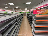 Winkelinventaris en voorraad locatie 1983, rijksweg 32 in reuver - afbeelding 4 van  75