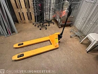 Winkelinventaris en voorraad locatie 1983, rijksweg 32 in reuver - afbeelding 20 van  75