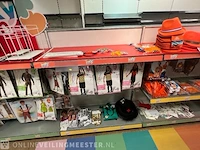 Winkelinventaris en voorraad locatie 1983, rijksweg 32 in reuver - afbeelding 31 van  75