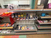 Winkelinventaris en voorraad locatie 1983, rijksweg 32 in reuver - afbeelding 36 van  75
