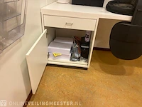 Winkelinventaris en voorraad locatie 1983, rijksweg 32 in reuver - afbeelding 44 van  75