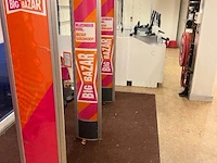 Winkelinventaris en voorraad locatie 1983, rijksweg 32 in reuver - afbeelding 52 van  75