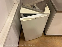 Winkelinventaris en voorraad locatie 1983, rijksweg 32 in reuver - afbeelding 65 van  75