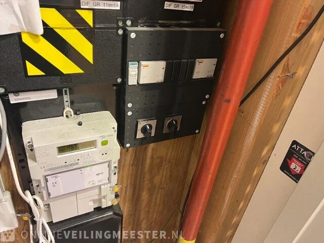 Winkelinventaris en voorraad locatie 1983, rijksweg 32 in reuver - afbeelding 71 van  75
