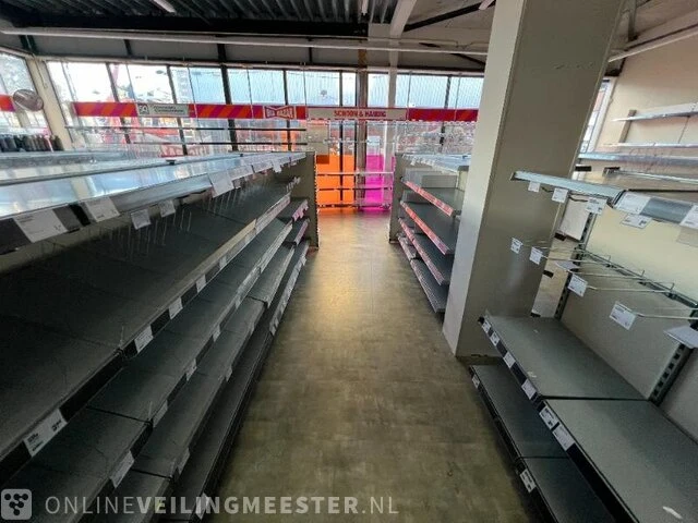Winkelinventaris locatie 1810, houtweg 295 in emmen - afbeelding 27 van  93