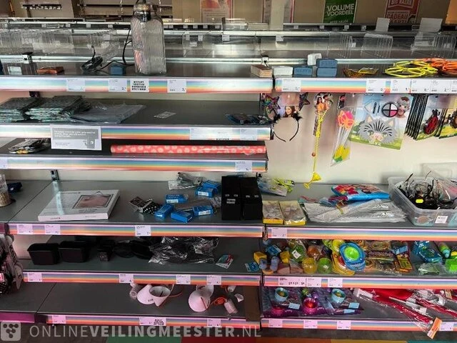 Winkelinventaris locatie 1810, houtweg 295 in emmen - afbeelding 51 van  93