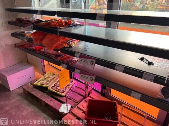 Winkelinventaris locatie 1810, houtweg 295 in emmen - afbeelding 60 van  93