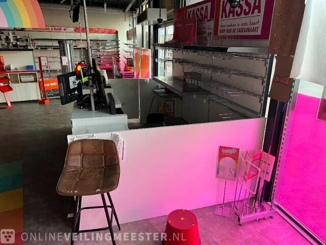 Winkelinventaris locatie 1810, houtweg 295 in emmen - afbeelding 64 van  93