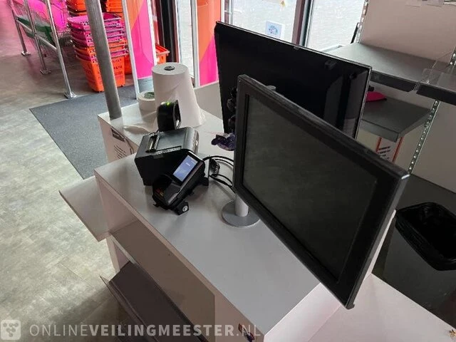 Winkelinventaris locatie 1810, houtweg 295 in emmen - afbeelding 68 van  93
