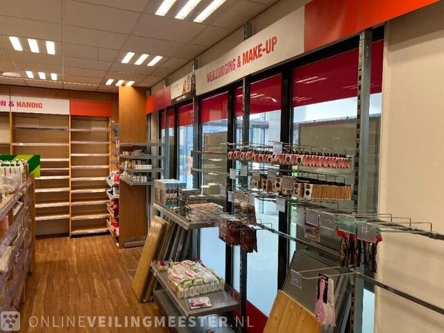 Winkelinventaris locatie 1947, vaart zz 19 in nieuw - amsterdam - afbeelding 2 van  90