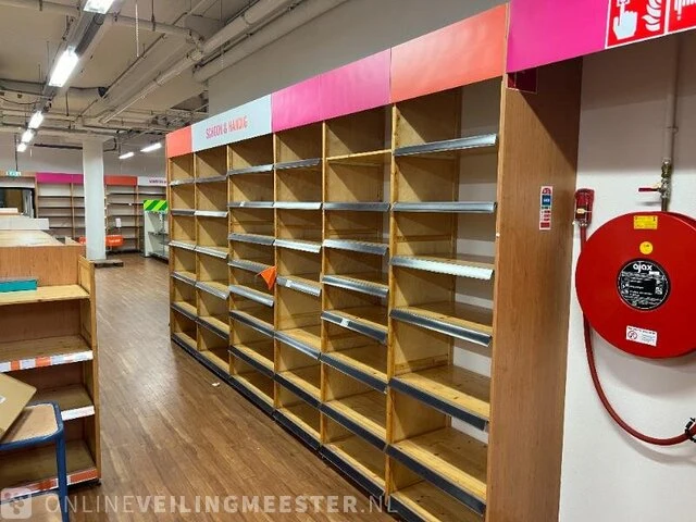 Winkelinventaris locatie 1960, westerstraat 204 in emmen - afbeelding 27 van  118