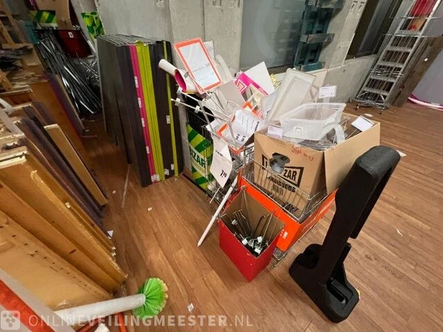 Winkelinventaris locatie 1960, westerstraat 204 in emmen - afbeelding 115 van  118