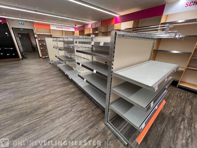 Winkelinventaris locatie 1962, langestraat 116 in klazienaveen - afbeelding 82 van  116