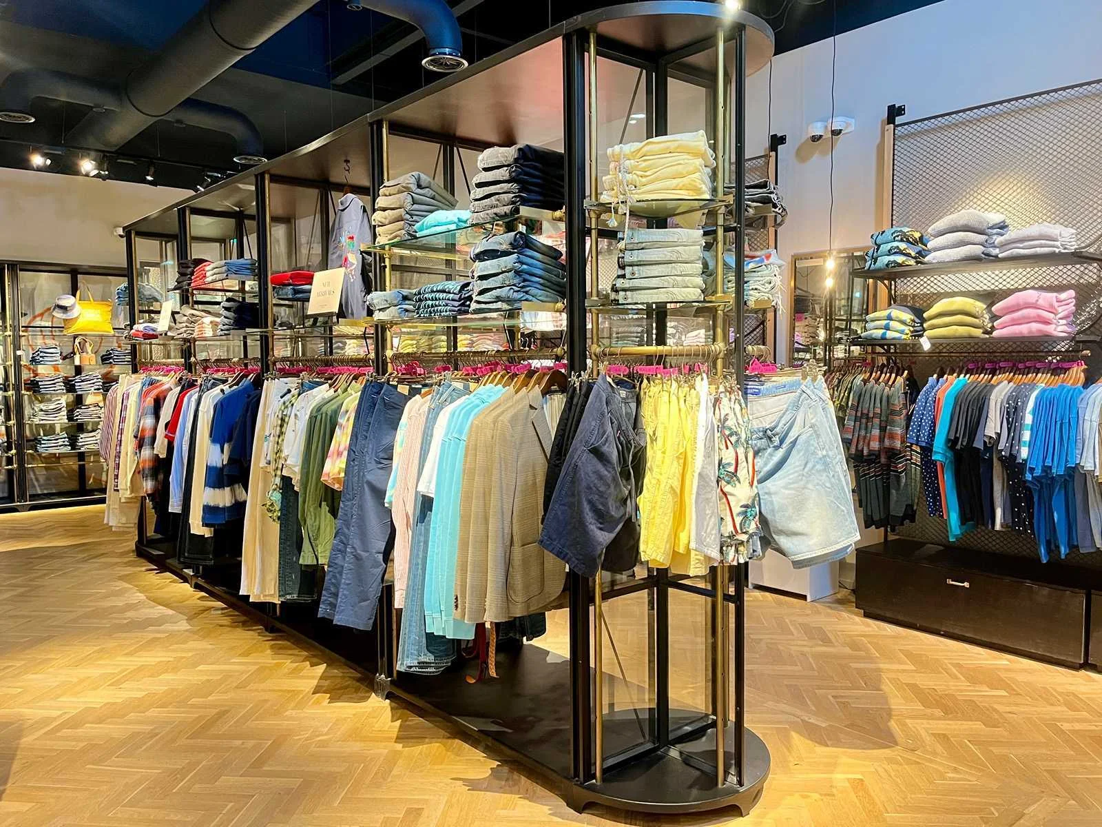 Winkelinventaris scotch & soda lelystad