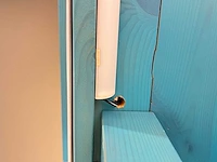 Winkelkast met houten legborden - afbeelding 8 van  9