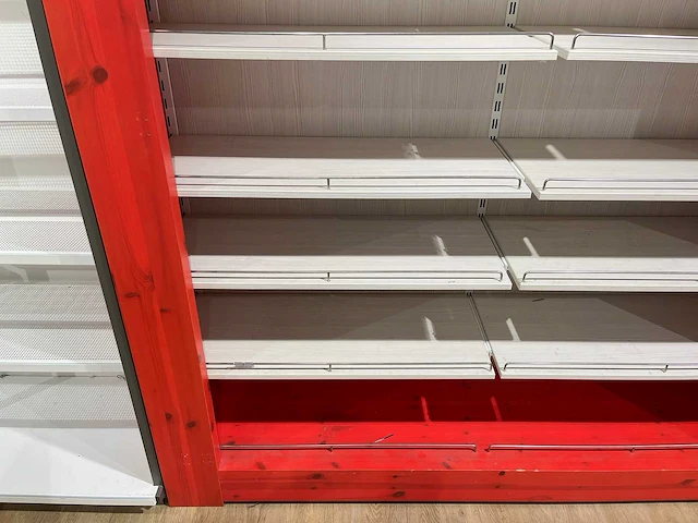 Winkelkast met houten legborden - afbeelding 2 van  7