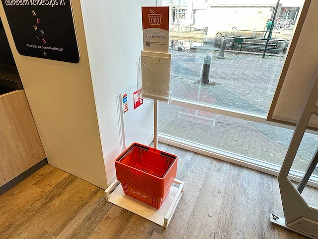 Winkelmand (8x) inclusief metalen standaard - afbeelding 1 van  4