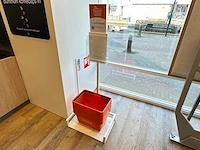 Winkelmand (8x) inclusief metalen standaard - afbeelding 1 van  4