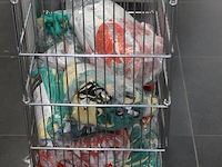 Winkelmand met handschoenen in diverse uitvoeringen circa 144 paar - afbeelding 2 van  2