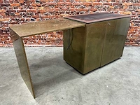 Winkelmeubel met messing bekleed - afbeelding 1 van  5