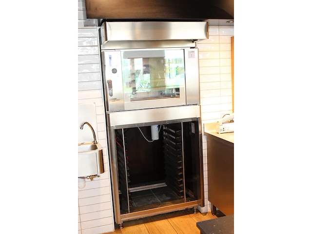 Winkeloven wiesheu type wisheu dh-sc-8. bouwjaar 2010. voorzien van interne afzuiging en rvs onderstel. afm... - afbeelding 2 van  6