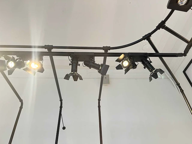 Winkelrek met boog en verlichting - afbeelding 6 van  20