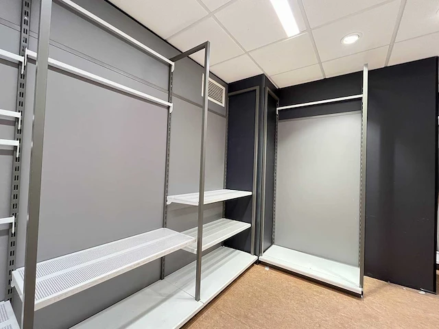 Winkelstelling met achterwand, 10 meter - afbeelding 3 van  10