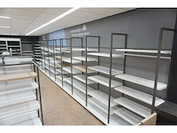 Winkelstelling met achterwand, 11 meter - afbeelding 1 van  6