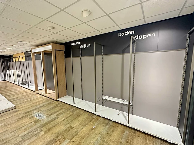Winkelstelling met achterwand, 13,2 meter - afbeelding 1 van  7