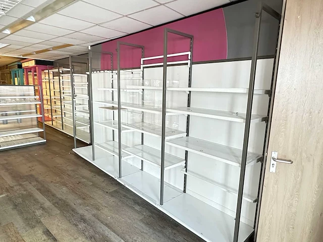 Winkelstelling met achterwand, 15 meter - afbeelding 2 van  8