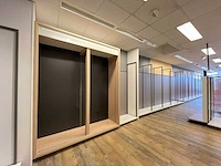 Winkelstelling met achterwand, 18 meter - afbeelding 1 van  6