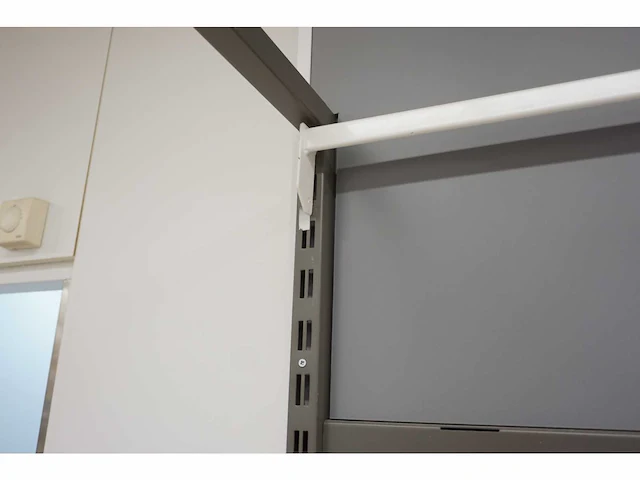 Winkelstelling met achterwand, 2 meter - afbeelding 4 van  5